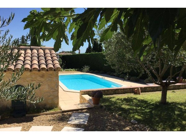 Holiday home in Rasteau from £113 per night