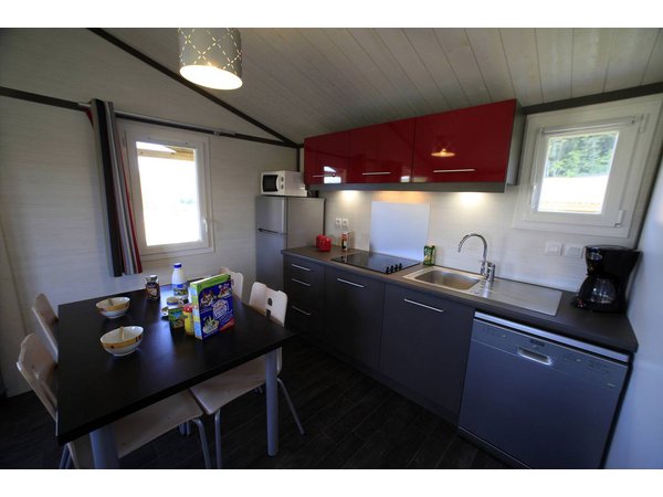 Holiday home in Lot from £44 per night