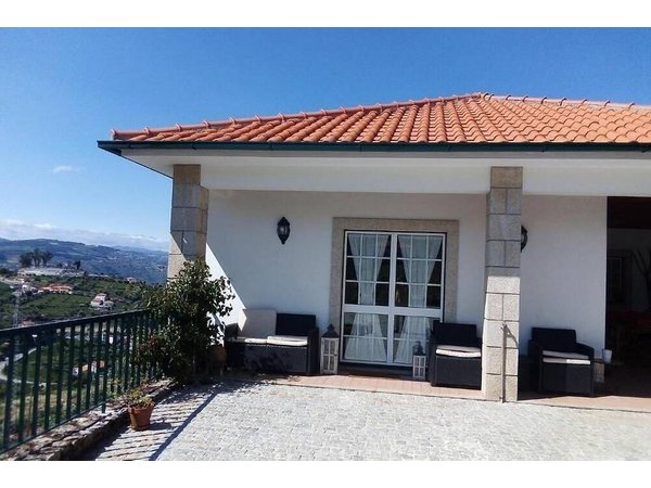 Holiday home in Lamego from £91 per night