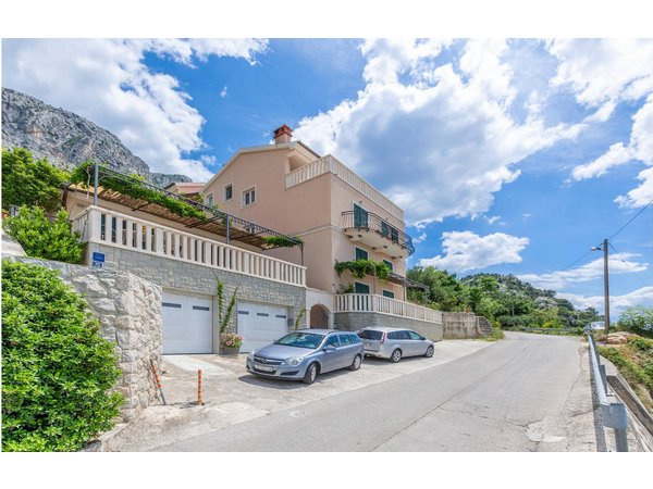 Holiday apartment in Omis from £30 per night