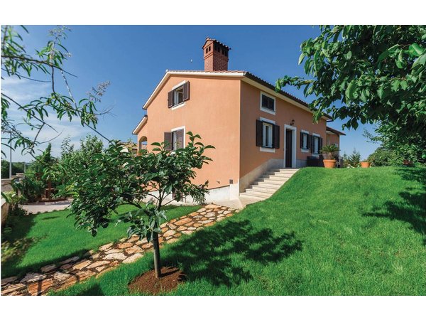 Holiday apartment in Tar-Vabriga from £38 per night