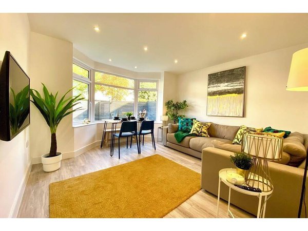 Holiday apartment in Bournemouth from £117 per night
