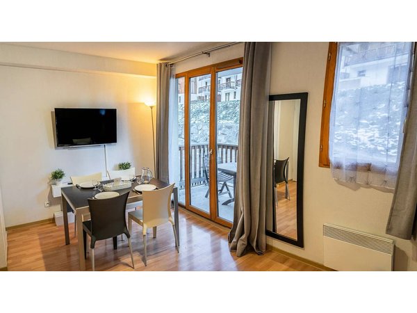 Holiday apartment in Les Orres from £32 per night