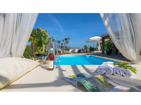 Holiday home in Cártama from £843 per night