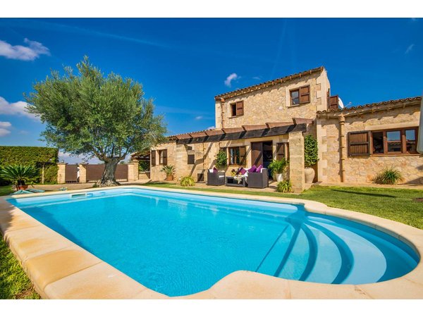 Holiday home in Petra from £131 per night