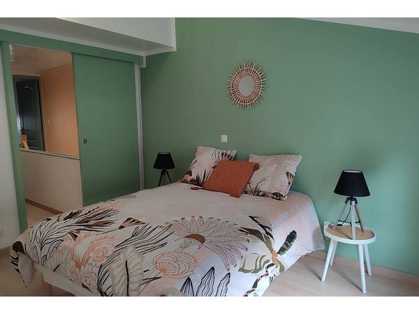 Holiday home in Rocroi from £43 per night