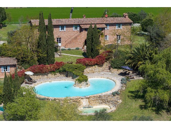 Holiday home in Lake Trasimeno from £247 per night
