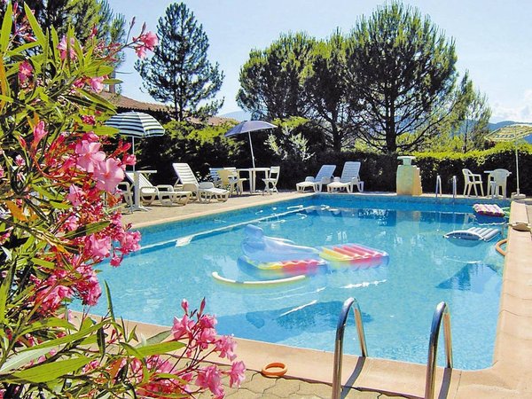 Holiday home in Vaucluse from £136 per night