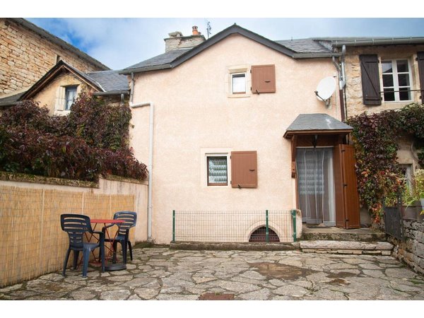 Holiday home in Lozère from £38 per night