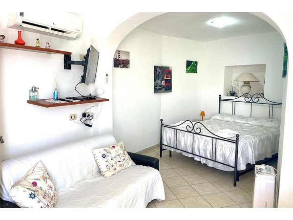 Holiday apartment in Ponza from £28 per night
