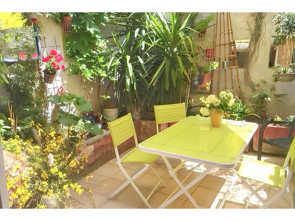 Holiday home in Avignon from £124 per night