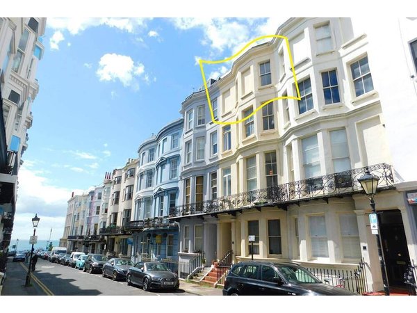 Holiday apartment in Sussex from £107 per night