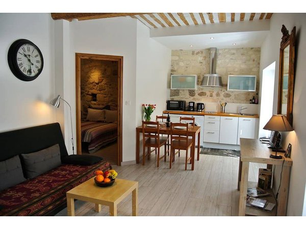 Holiday apartment in Avignon from £160 per night
