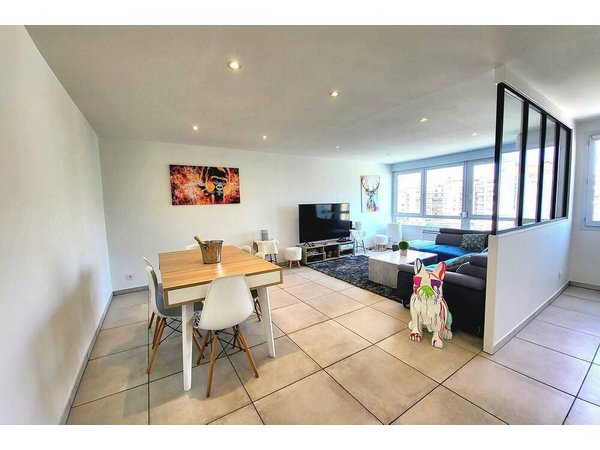 Holiday apartment in Rhône from £670 per night