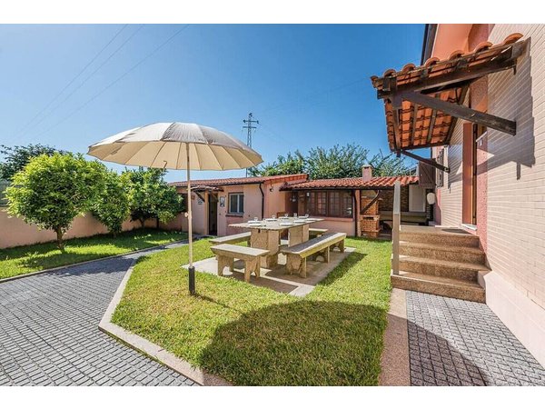 Holiday home in Canidelo from £259 per night