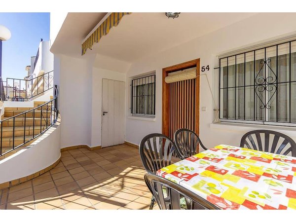 Holiday home in Costa Blanca from £64 per night