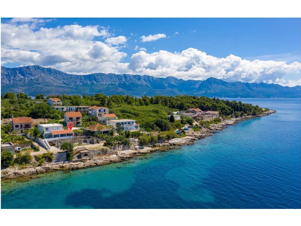 Holiday apartment in Hvar from £34 per night