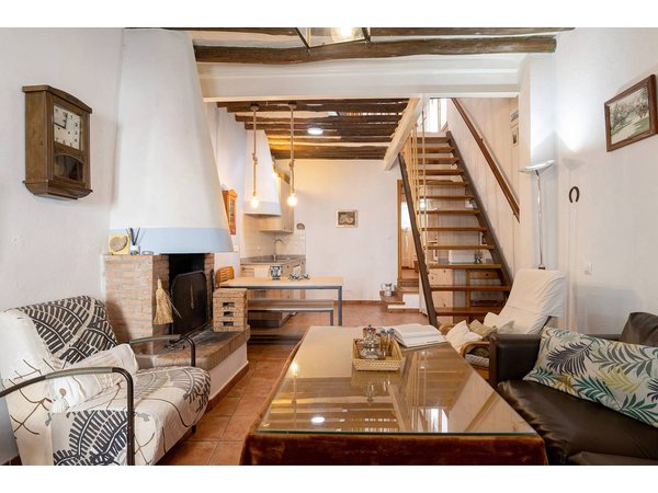 Holiday home in Grazalema from £129 per night