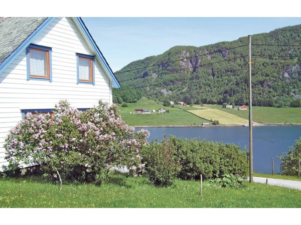 Holiday home in Hyllestad from £32 per night