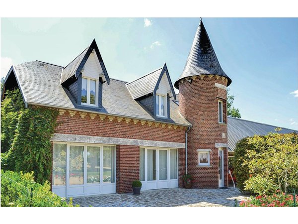 Holiday home in Somme from £49 per night