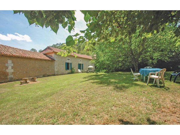 Holiday home in Dordogne from £40 per night