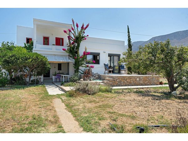 Holiday home in Amorgos from £120 per night