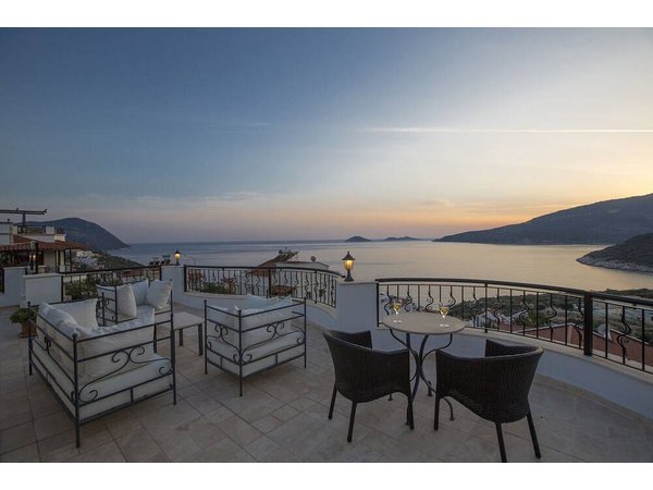 Holiday apartment in Kaş from £155 per night