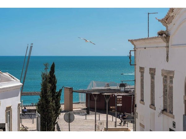 Holiday apartment in Albufeira from £208 per night