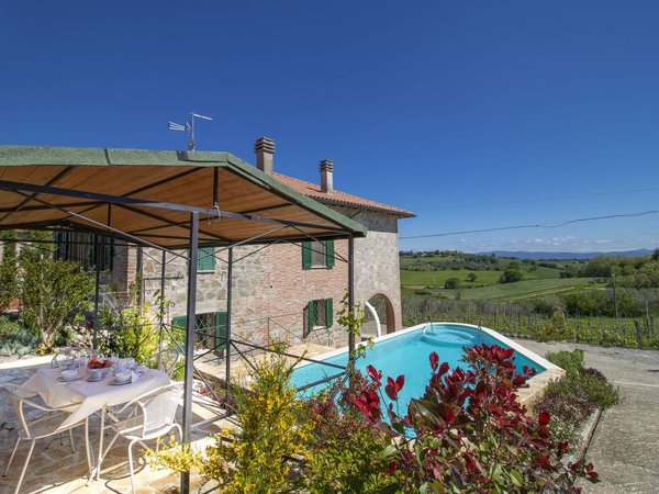 Holiday home in Lake Trasimeno from £106 per night