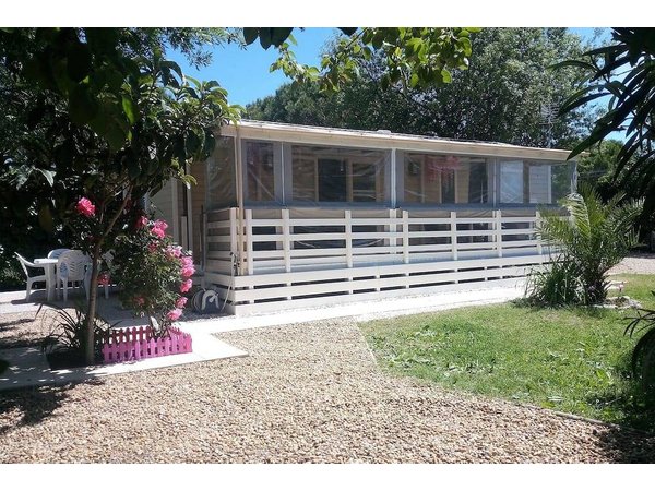 Camping in Lattes from £87 per night