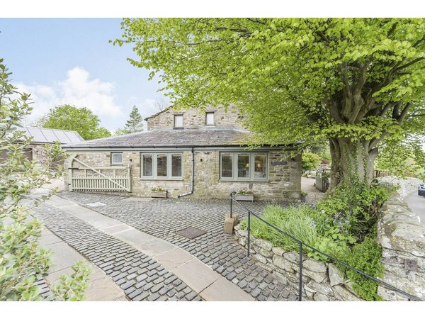 Holiday home in Craven from £56 per night