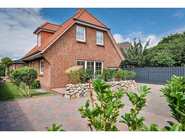 Holiday home in Sylt from £231 per night