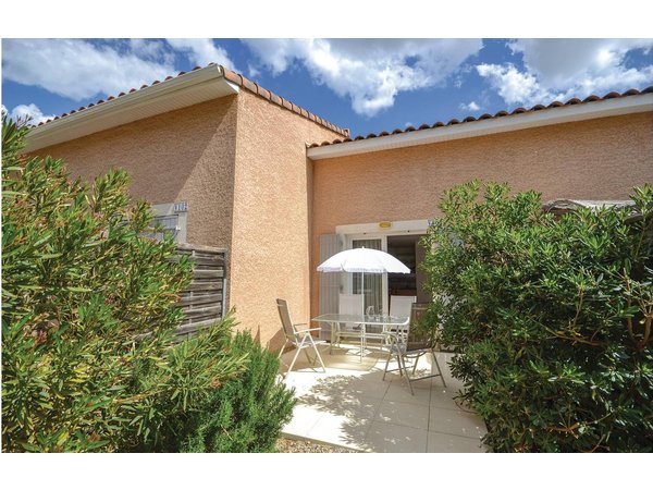Holiday home in Gard from £25 per night