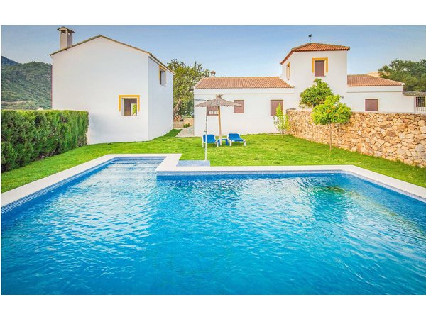 Holiday home in Ubrique from £71 per night