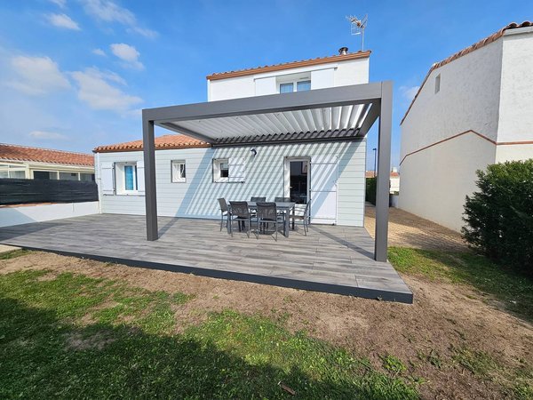 Holiday home in Grues from £57 per night