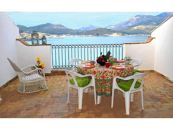 Holiday home in Gaeta from £142 per night