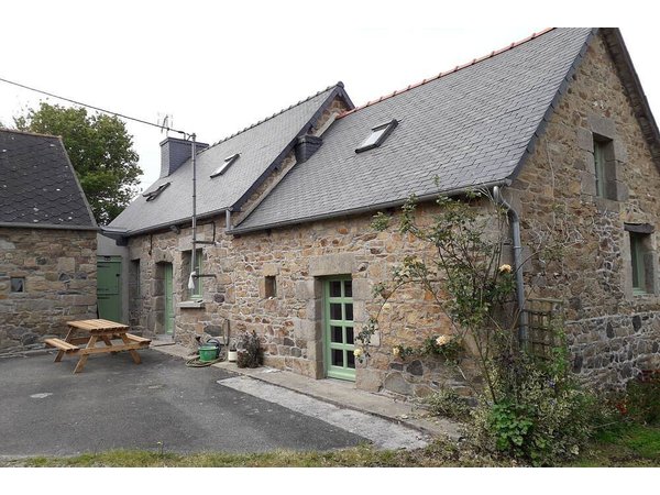 Holiday home in Côtes-d'Armor from £45 per night
