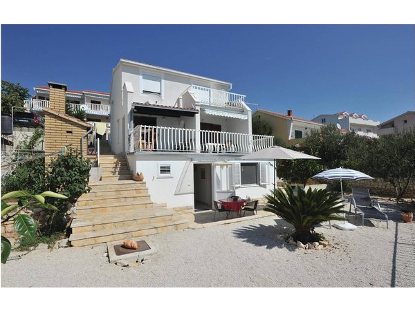 Holiday apartment in Ciovo from £41 per night