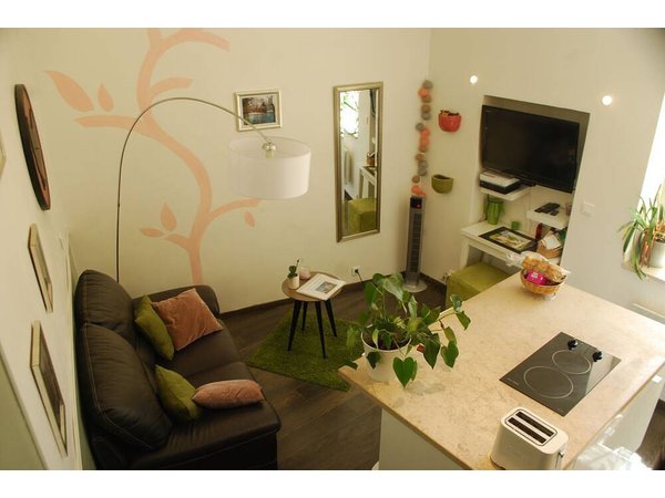 Holiday apartment in Beaune from £64 per night
