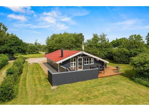Holiday home in Hemmet from £42 per night