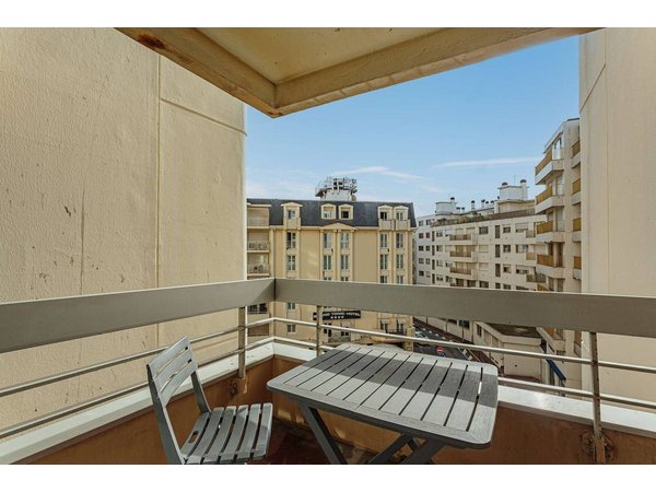Holiday apartment in Biarritz from £57 per night