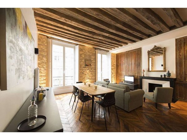 Holiday apartment in Paris from £599 per night