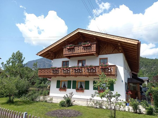 Holiday apartment in Farchant from £51 per night