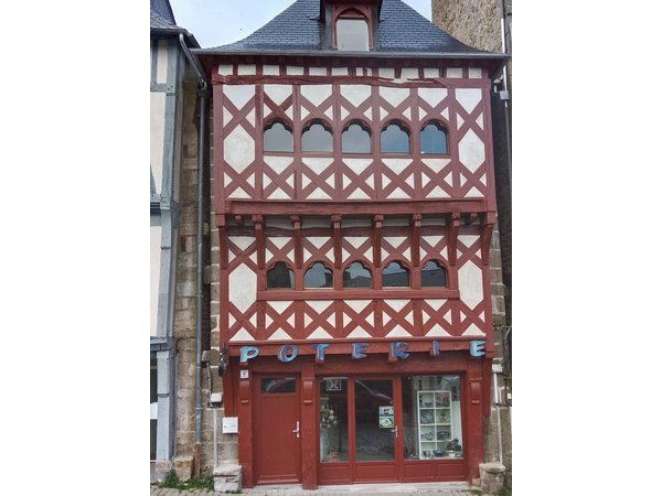 Holiday home in Guingamp from £57 per night