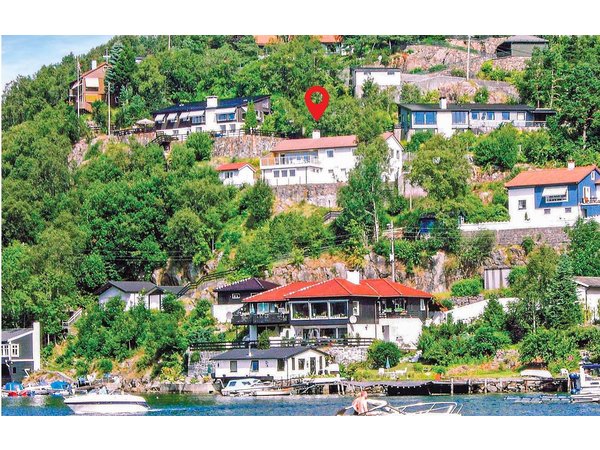 Holiday apartment in Bergen from £33 per night