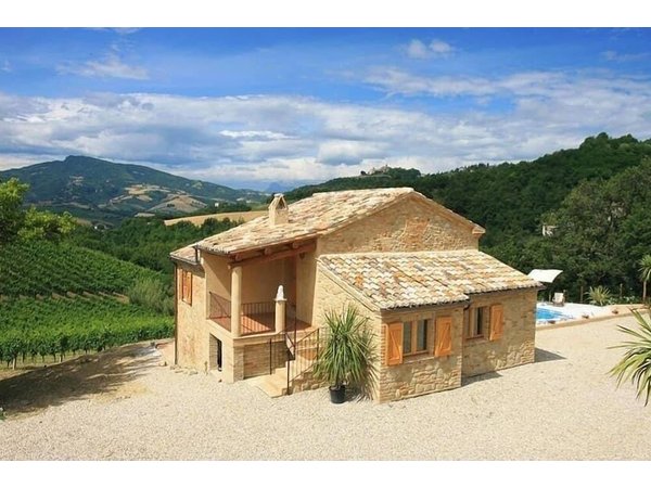 Holiday home in Montalto delle Marche from £23 per night