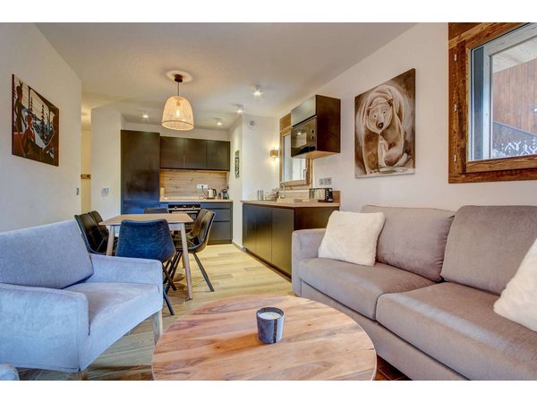 Holiday apartment in Morzine from £375 per night