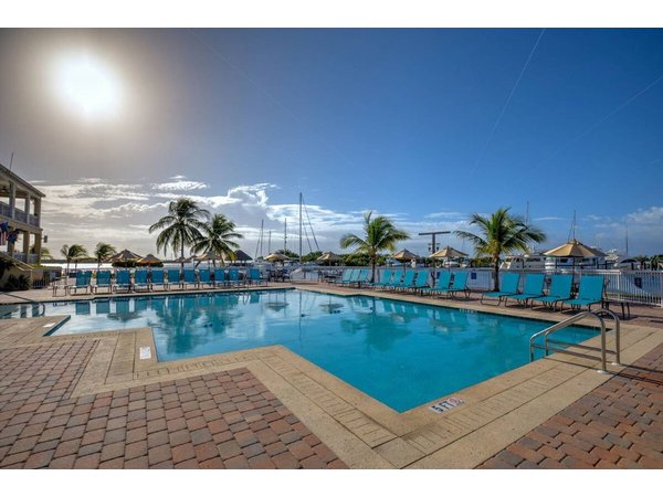 Holiday apartment in Lower Keys from £650 per night