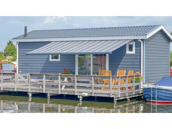 Holiday home in Breukelen from £217 per night