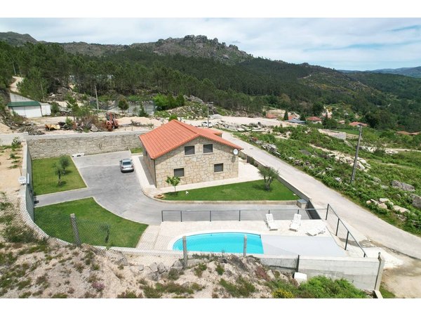 Holiday home in Gerês from £288 per night